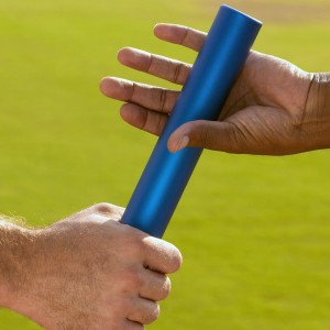 官方娱乐平台-当对手倒下时，格列兹曼重伤时刻，本菲卡全队围拢祈祷的人性光辉，格列兹曼重伤时刻，本菲卡全队围拢祈祷的人性光辉