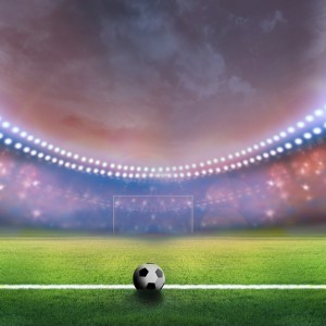 体育竞猜网站-圣西罗的沉默与威斯特法伦的声浪，足球的两种救赎，沉默与声浪，足球的两种救赎